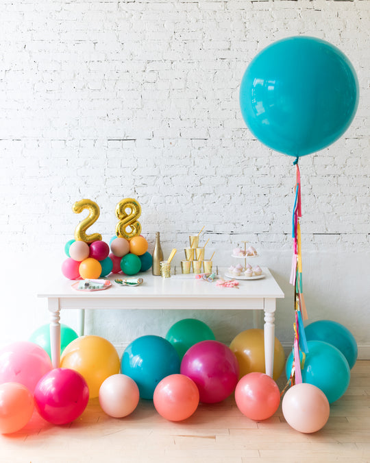 Tropical Time - Tabletop Numbers, Giant & Floor Balloons Set